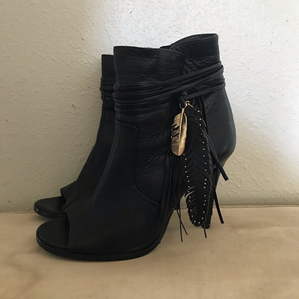 Coach shoes